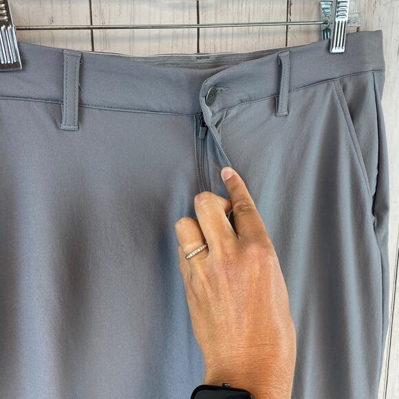 Adidas Gray Three Tapered Regular Fit Golf Pants UPF 50+ Twill Men's Size 32x32 - Picture 4 of 15